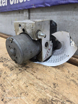 2005-2006 Ford F150 ABS Pump Module Control Assembly