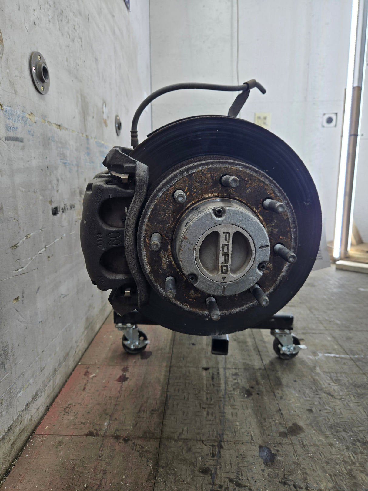 2005-2010 Ford Super Duty F350 DRW Dually FRONT Axle 3.73 Gear Ratio