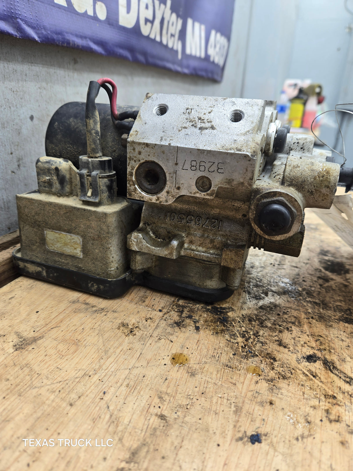 1998 GMC C2500 C3500 ABS Pump Module Control Assembly - 12765501