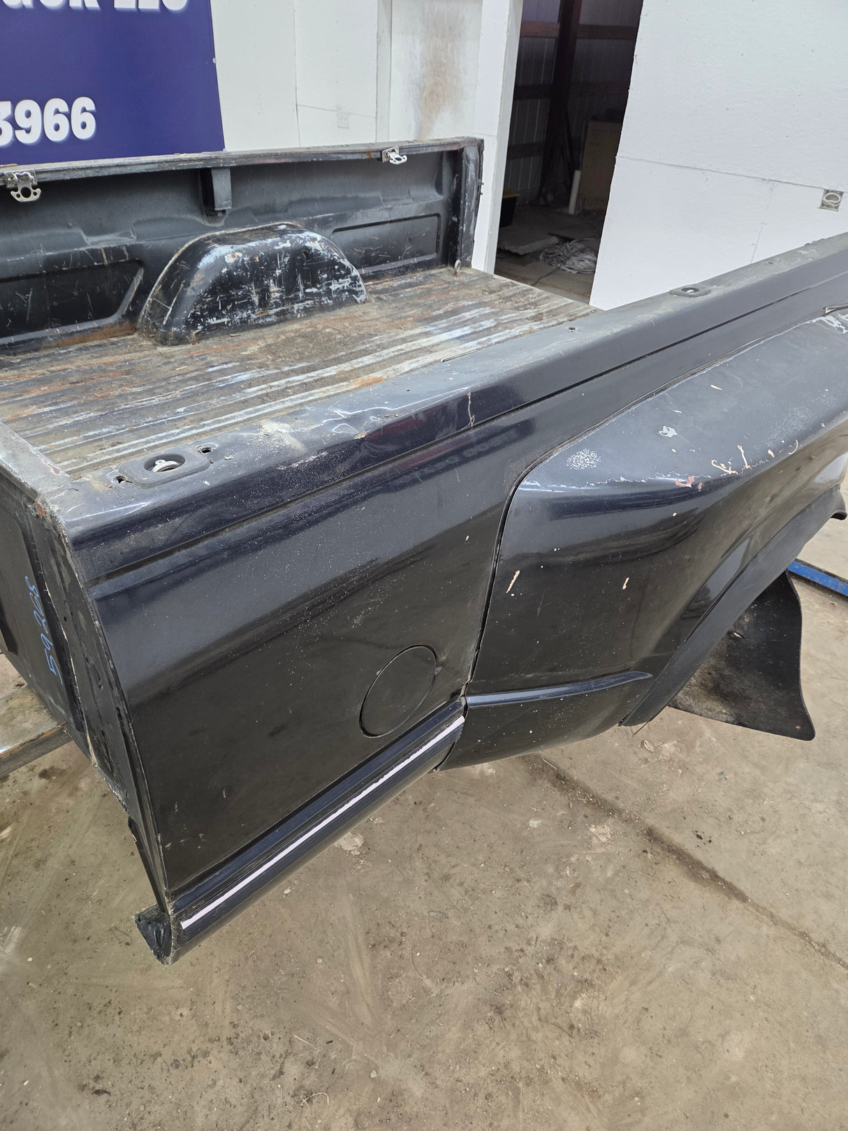 1988-2000 Chevrolet Silverado / GMC Sierra 3500 OBS 8' Dually Truck Bed - Black