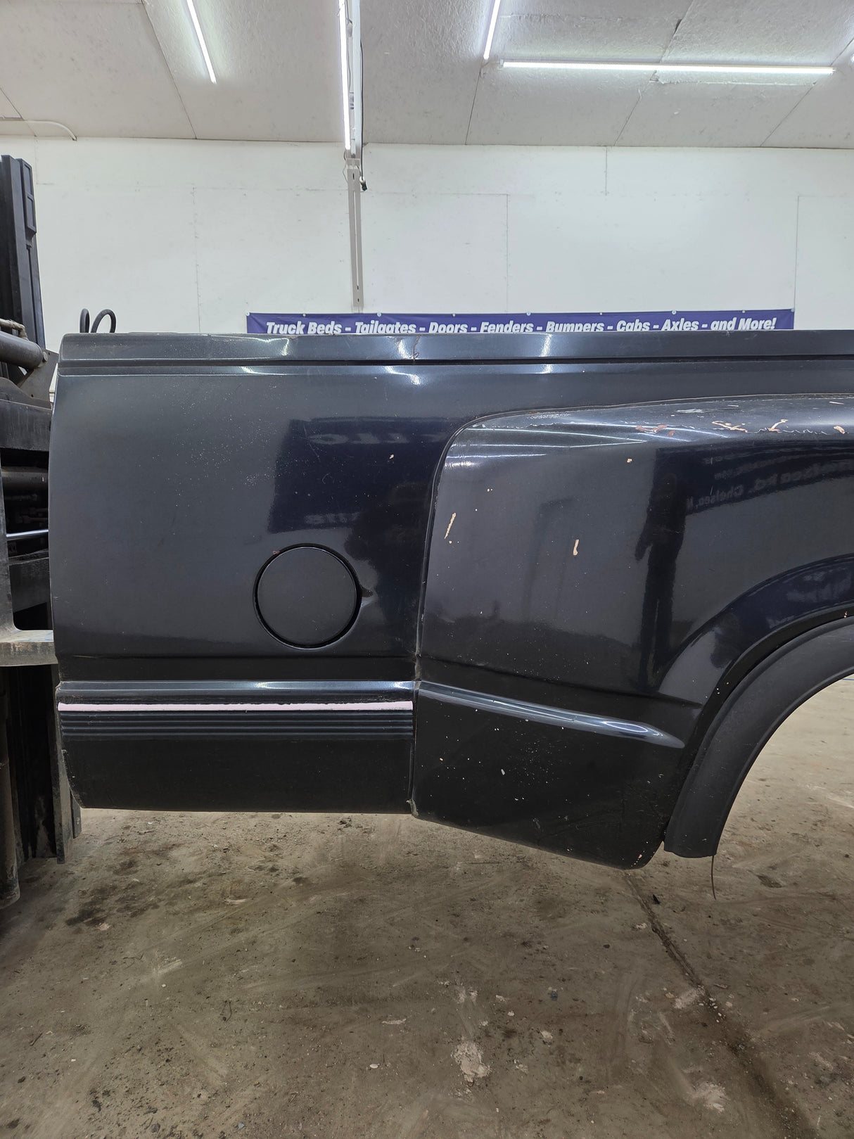 1988-2000 Chevrolet Silverado / GMC Sierra 3500 OBS 8' Dually Truck Bed - Black