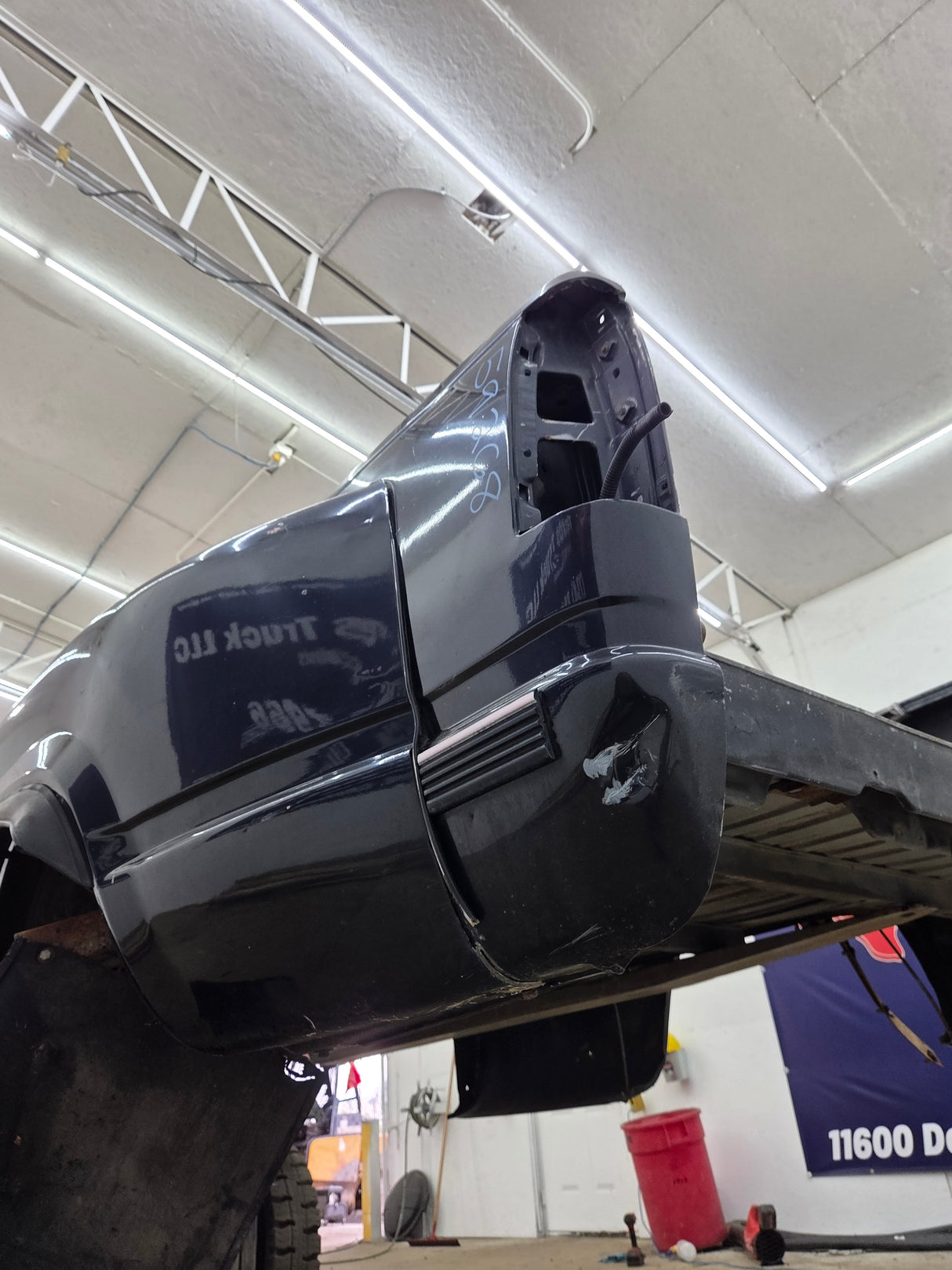 1988-2000 Chevrolet Silverado / GMC Sierra 3500 OBS 8' Dually Truck Bed - Black