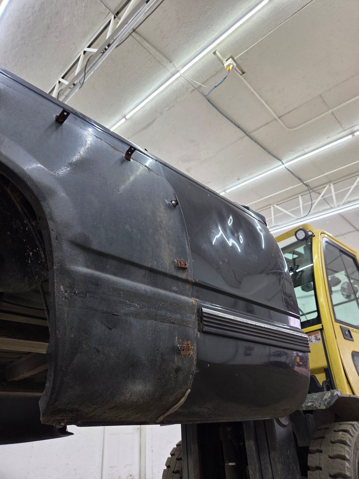 1988-2000 Chevrolet Silverado / GMC Sierra 3500 OBS 8' Dually Truck Bed - Black