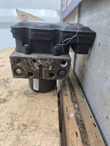 2012 Ford Super Duty F450 F550 ABS Pump Module Control Assembly - BC34-2C346-AG