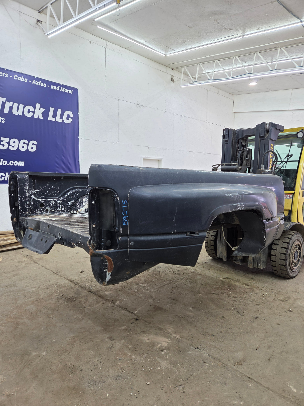 1994-2002 Dodge Ram 3500 2nd Gen Dually 8' Long Truck Bed