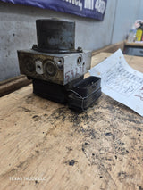 2012 Ford Super Duty F450 F550 ABS Pump Module Control Assembly - BC34-2C346-AG