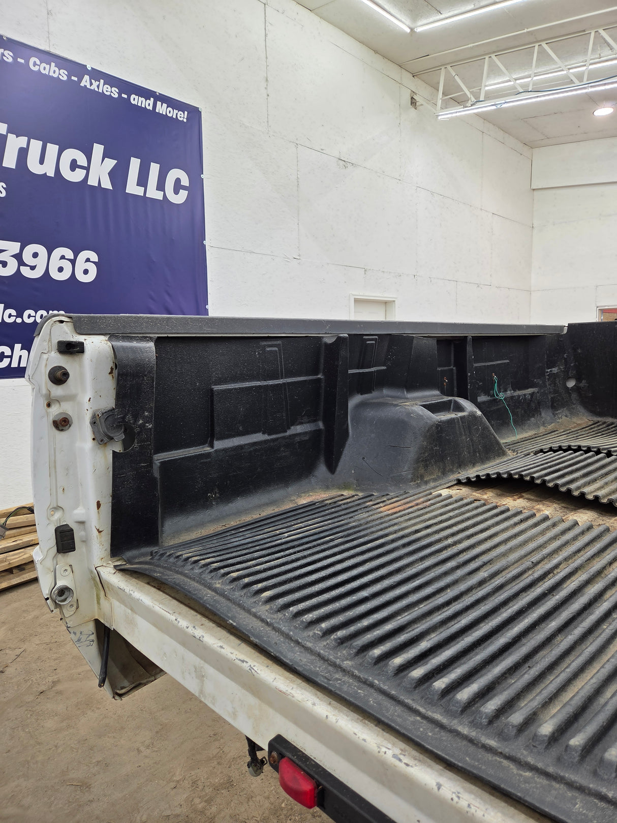 1999-2010 Ford F350 F450 F550 Super Duty 8' Dually Long Truck Bed