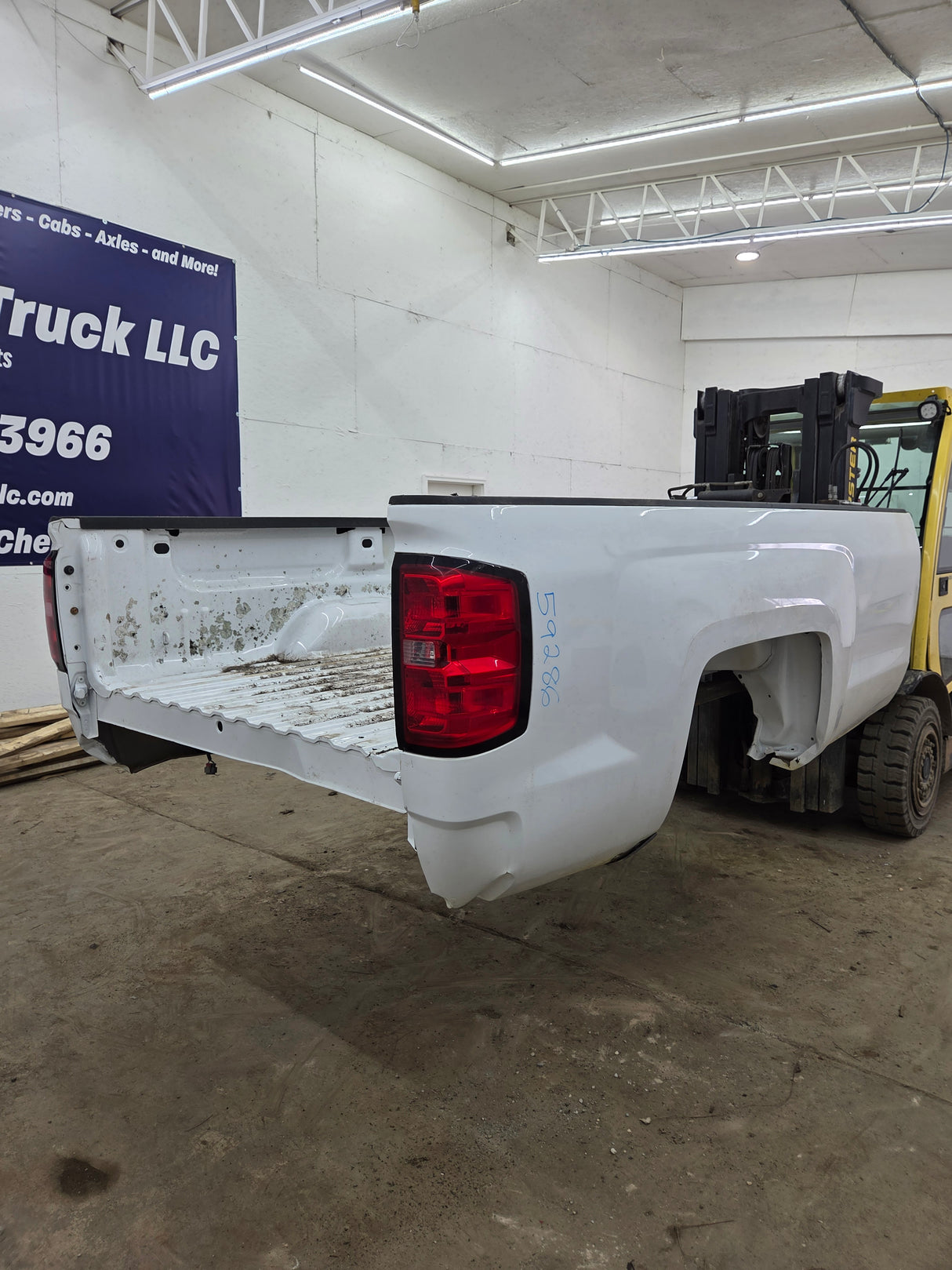 2014-2019 Chevrolet Silverado 1500 2500 3500 HD 8' Long Truck Bed