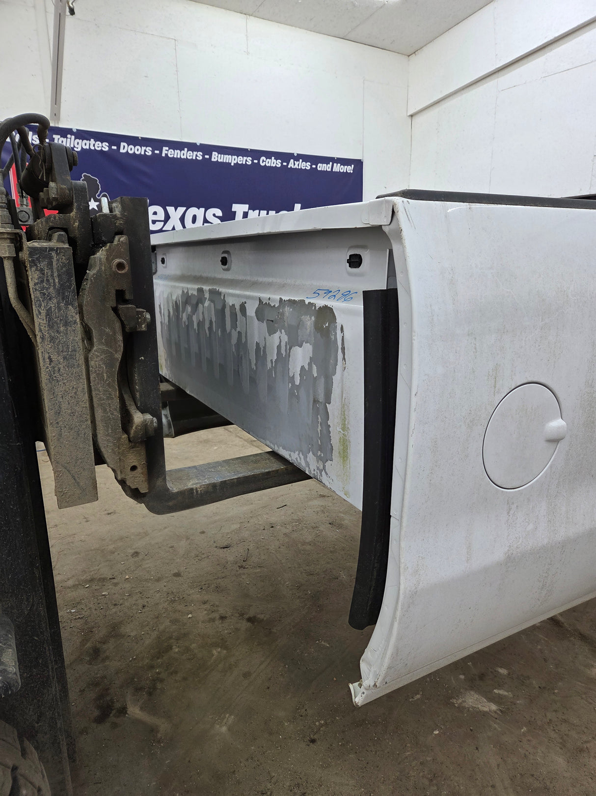 2014-2019 Chevrolet Silverado 1500 2500 3500 HD 8' Long Truck Bed