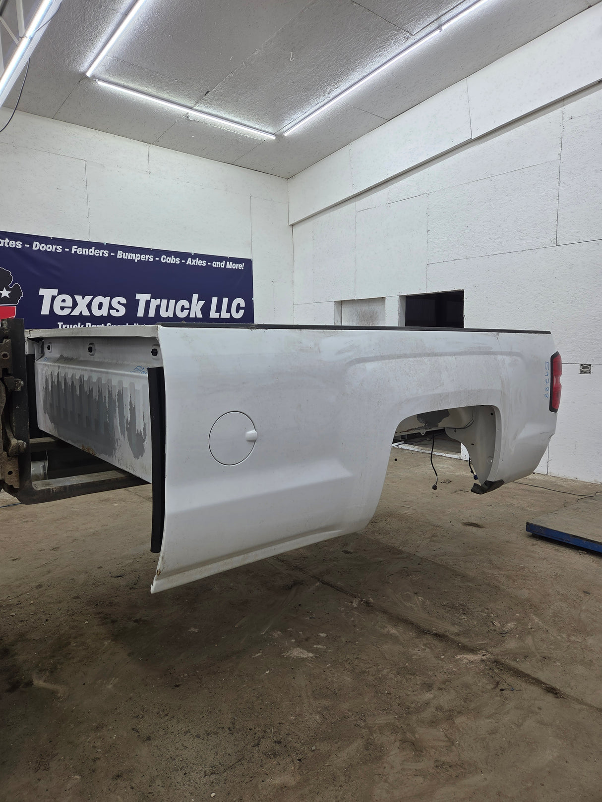 2014-2019 Chevrolet Silverado 1500 2500 3500 HD 8' Long Truck Bed
