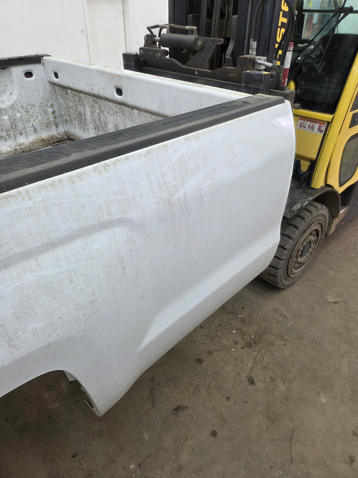 2014-2019 Chevrolet Silverado 1500 2500 3500 HD 8' Long Truck Bed