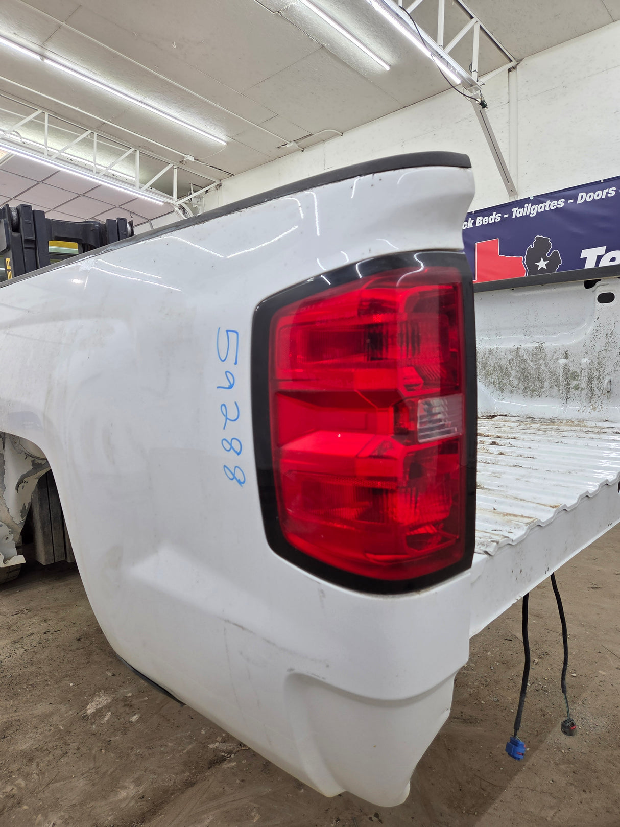 2014-2019 Chevrolet Silverado 1500 2500 3500 HD 8' Long Truck Bed