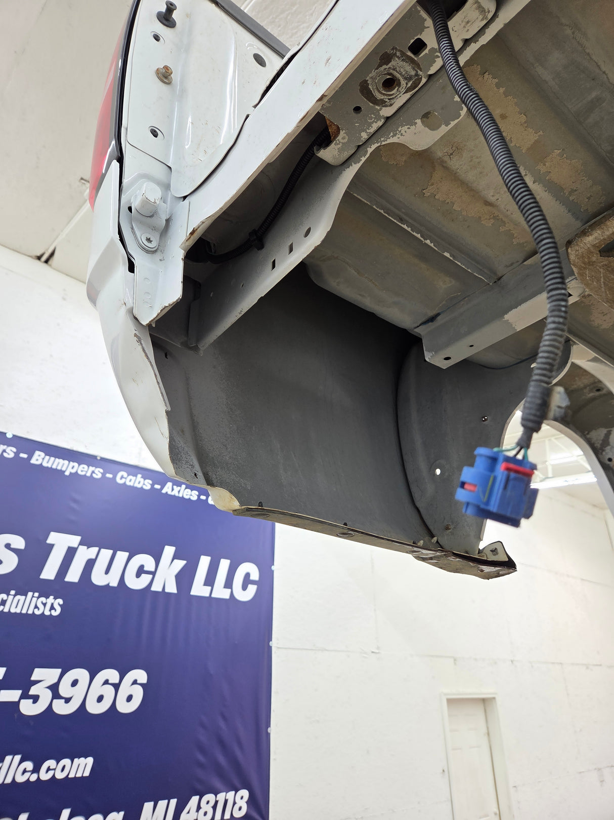 2014-2019 Chevrolet Silverado 1500 2500 3500 HD 8' Long Truck Bed