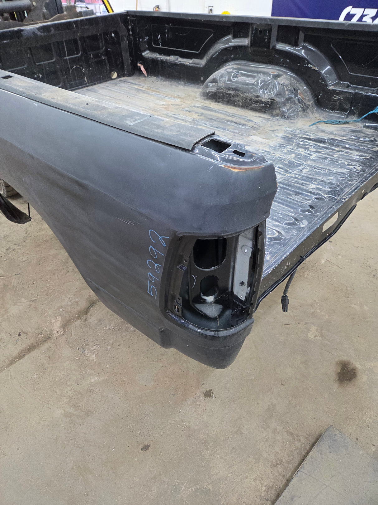 2009-2018 Dodge Ram 4th Gen 1500 2500 3500 8' Long Truck Bed