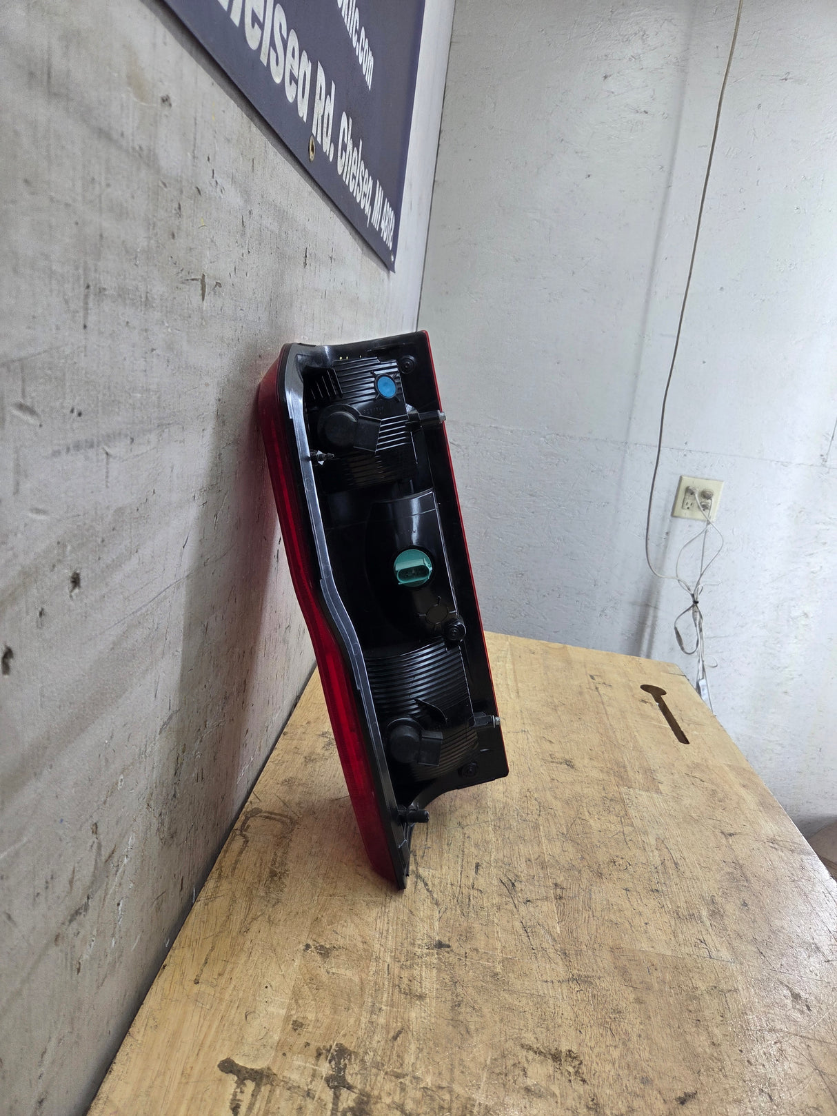 2023-2026 Ford Super Duty F250 F350 F450 F550 OEM RH Passenger Side Tail Light PC3B-13B504-A
