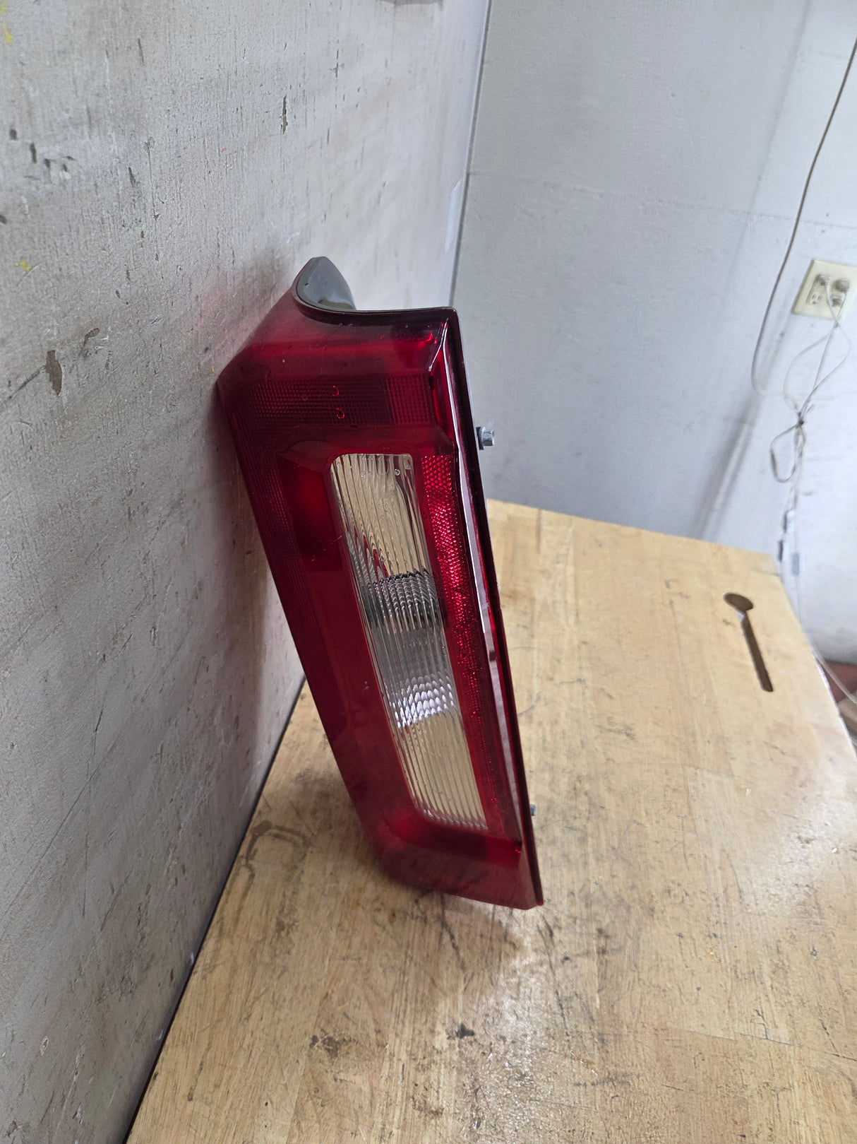 2023-2026 Ford Super Duty Driver Side Tail Light PC3B-13B505-AG F250 F350 F450 F550