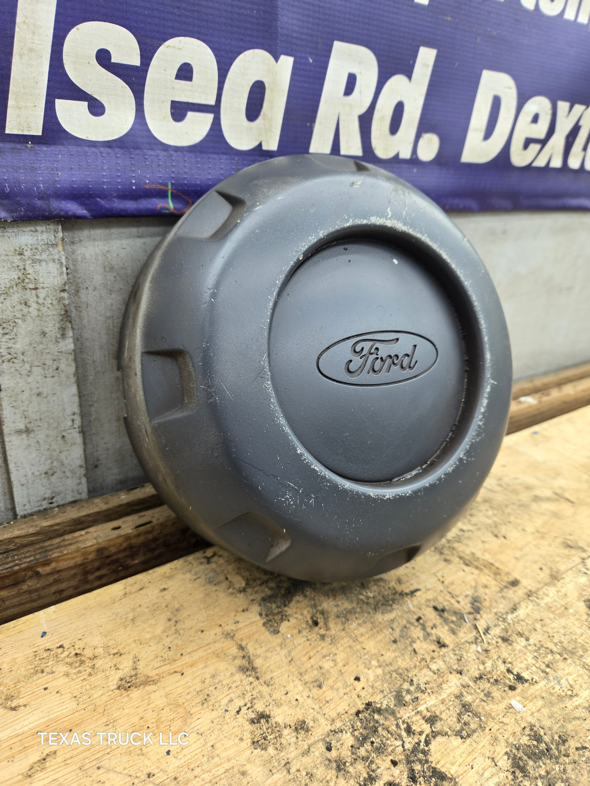 2008-2016 Ford Super Duty F250 F350 Center Cap 8 LUG 5C34-1A096-CC