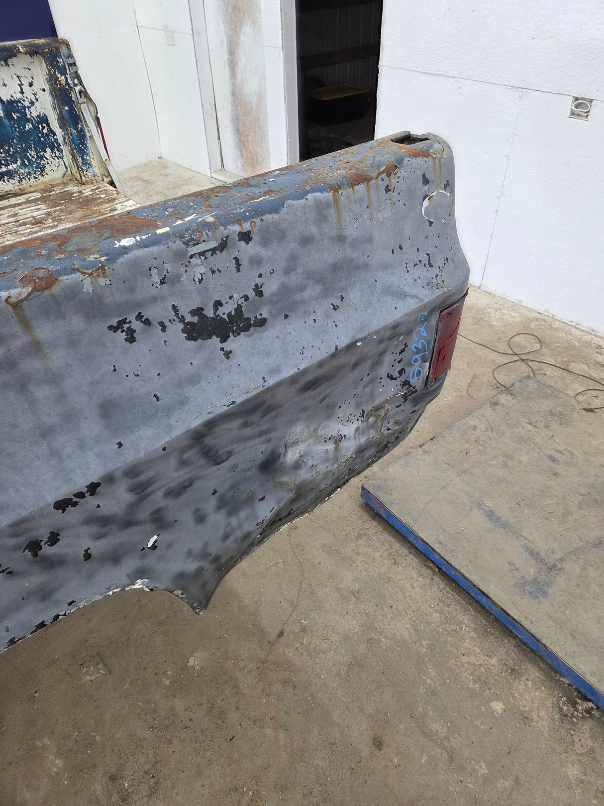 1979-1987 Chevrolet / GMC Square Body 8' Long Bed C10 C15 C20 C25 C35 K10 K15 K20 K25 K35
