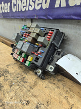 2003-2005 Chevrolet Silverado / GMC Sierra 1500 250 3500 Engine Bay Fuse Box