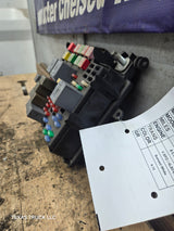 2003-2005 Chevrolet Silverado / GMC Sierra 1500 250 3500 Engine Bay Fuse Box