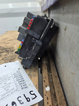 2003-2005 Chevrolet Silverado / GMC Sierra 1500 250 3500 Engine Bay Fuse Box
