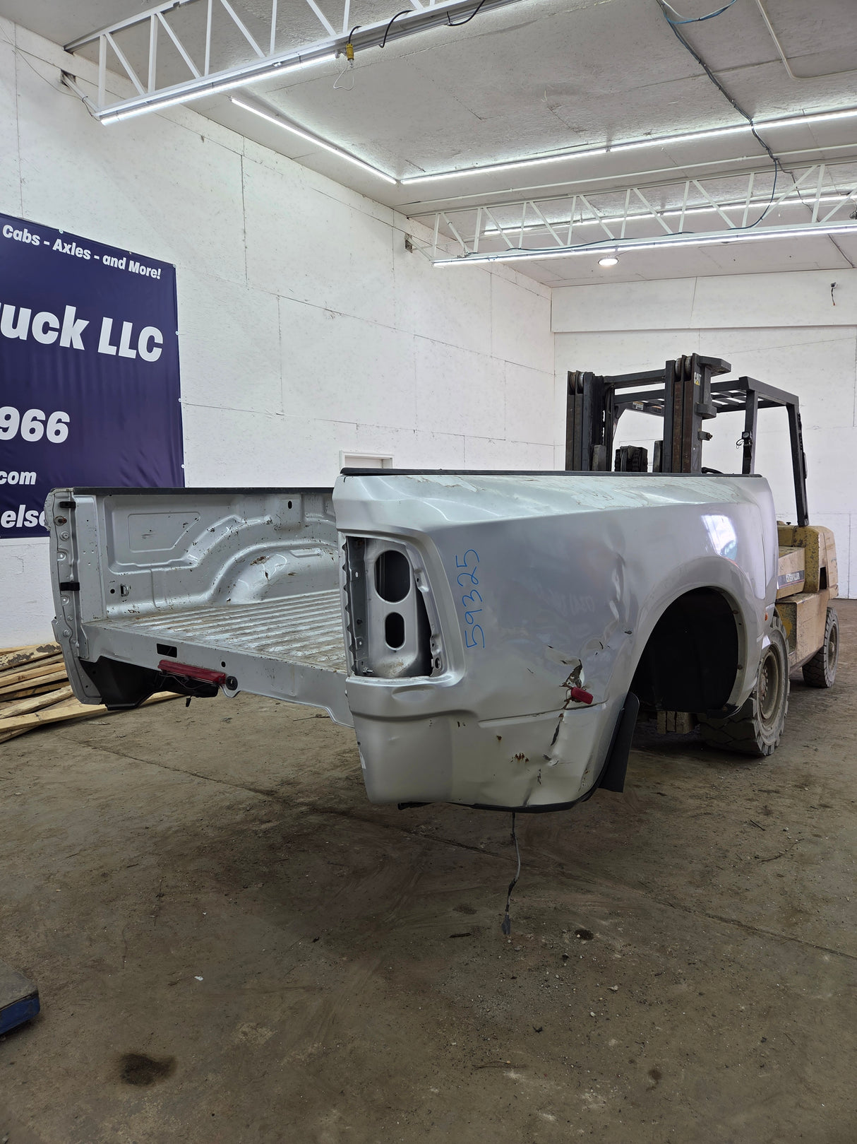 2009-2018 Dodge Ram 3500 4500 4th Gen Dually 8' Truck Truck Bed