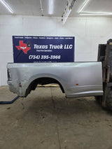 2009-2018 Dodge Ram 3500 4500 4th Gen Dually 8' Truck Truck Bed