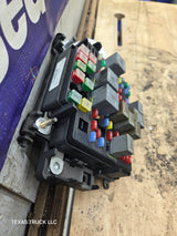 2003-2005 Chevrolet Silverado / GMC Sierra 1500 250 3500 Engine Bay Fuse Box