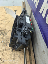 2003-2005 Chevrolet Silverado / GMC Sierra 1500 250 3500 Engine Bay Fuse Box