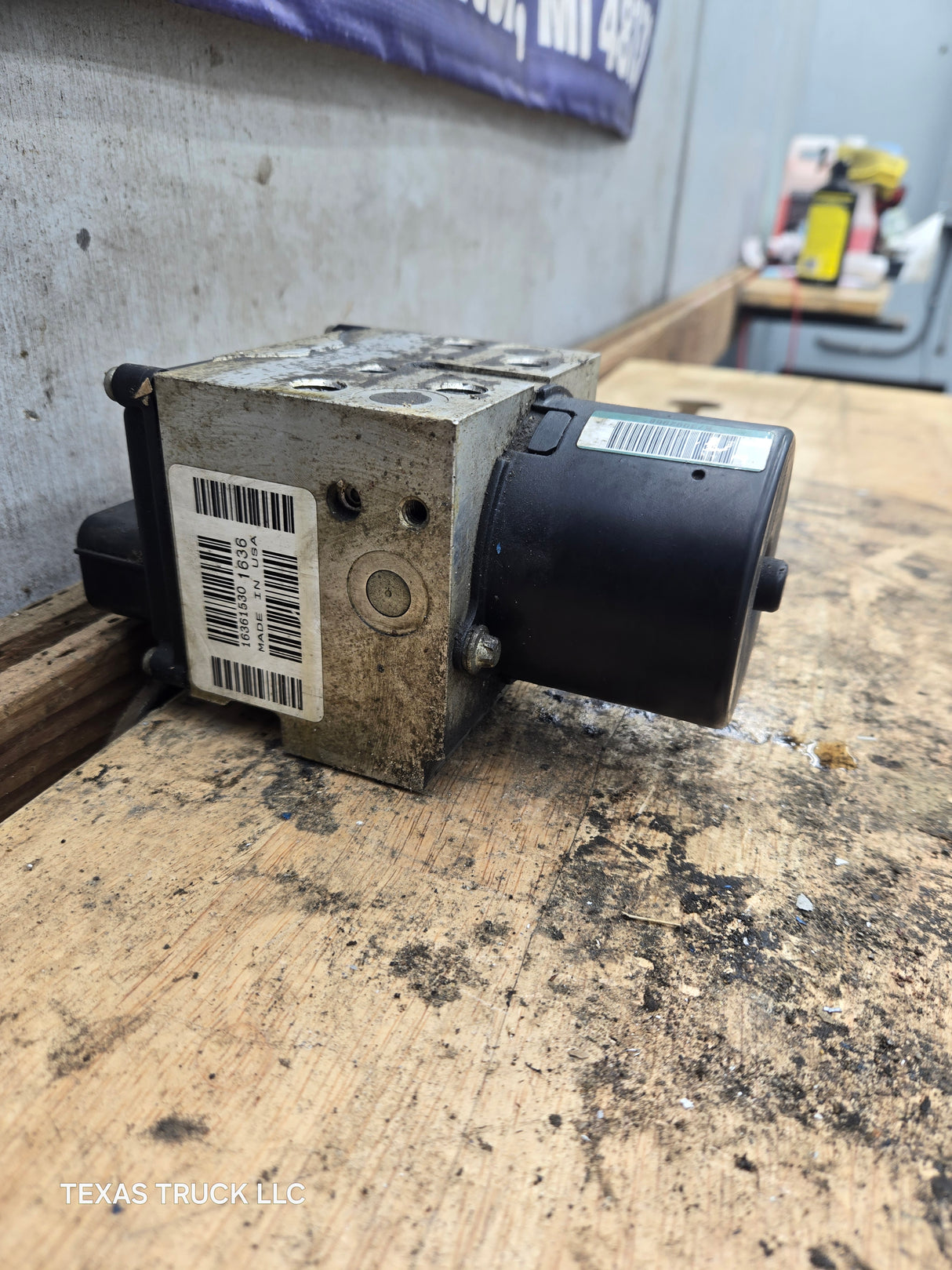 2005-2007 Ford Super Duty F250 F350 ABS Pump Module Control Assembly 6C34-2C346-AD