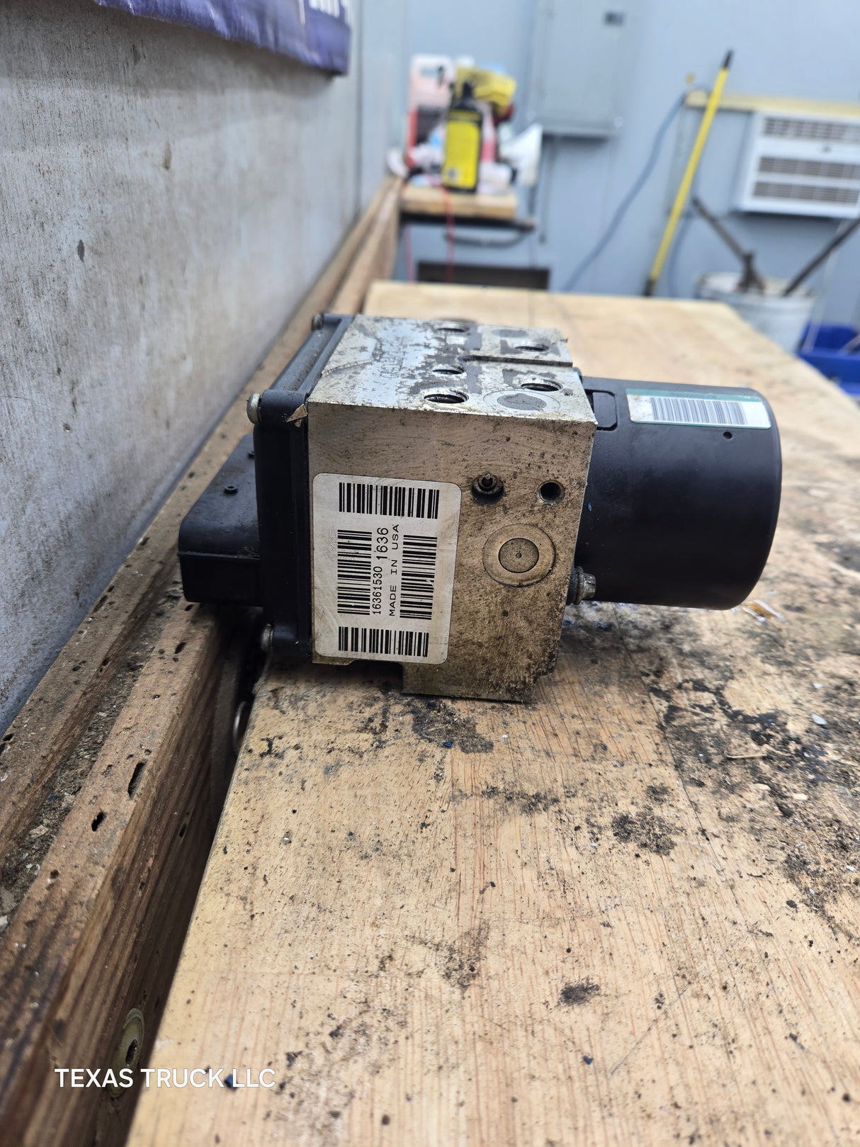 2005-2007 Ford Super Duty F250 F350 ABS Pump Module Control Assembly 6C34-2C346-AD