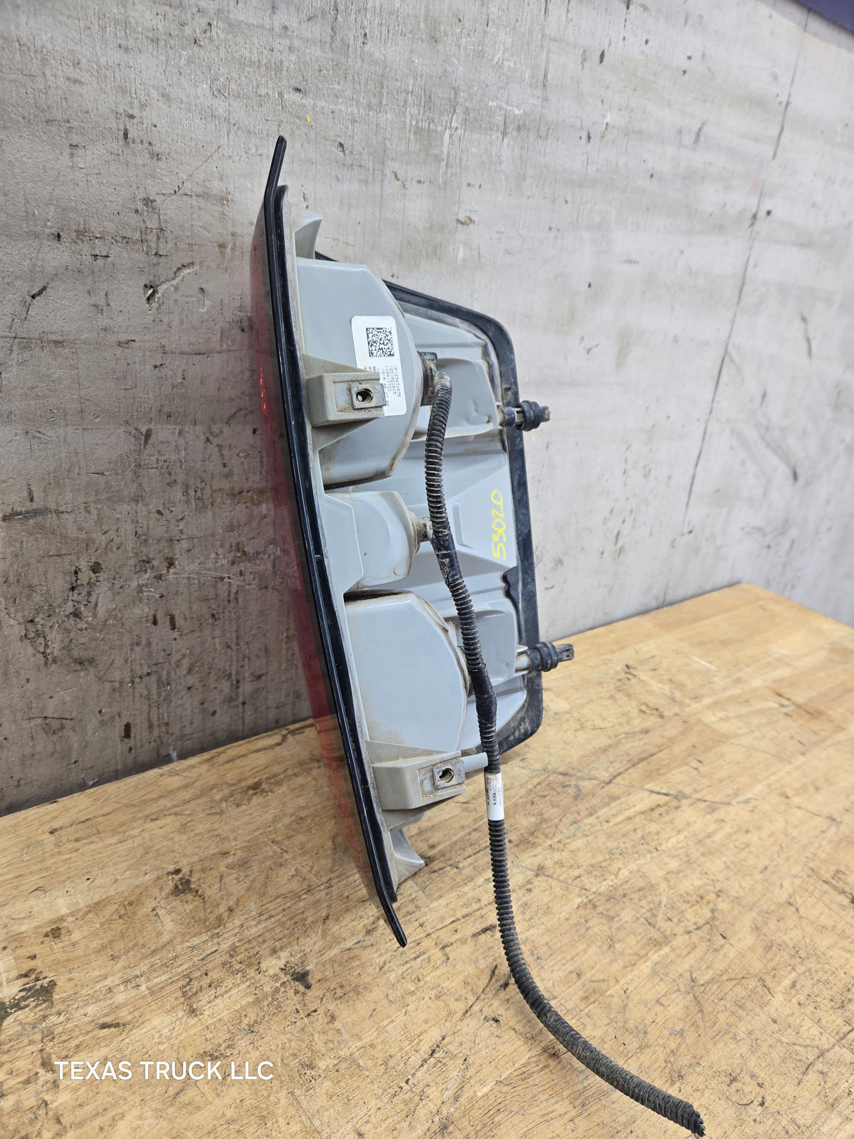 2014-2019 Chevrolet Silverado 1500 2500 3500 LH Driver Side Tail Light 23431875