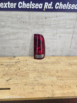 1999-2007 Ford Super Duty Passenger Side Tail Light F250 F350 F450 F550