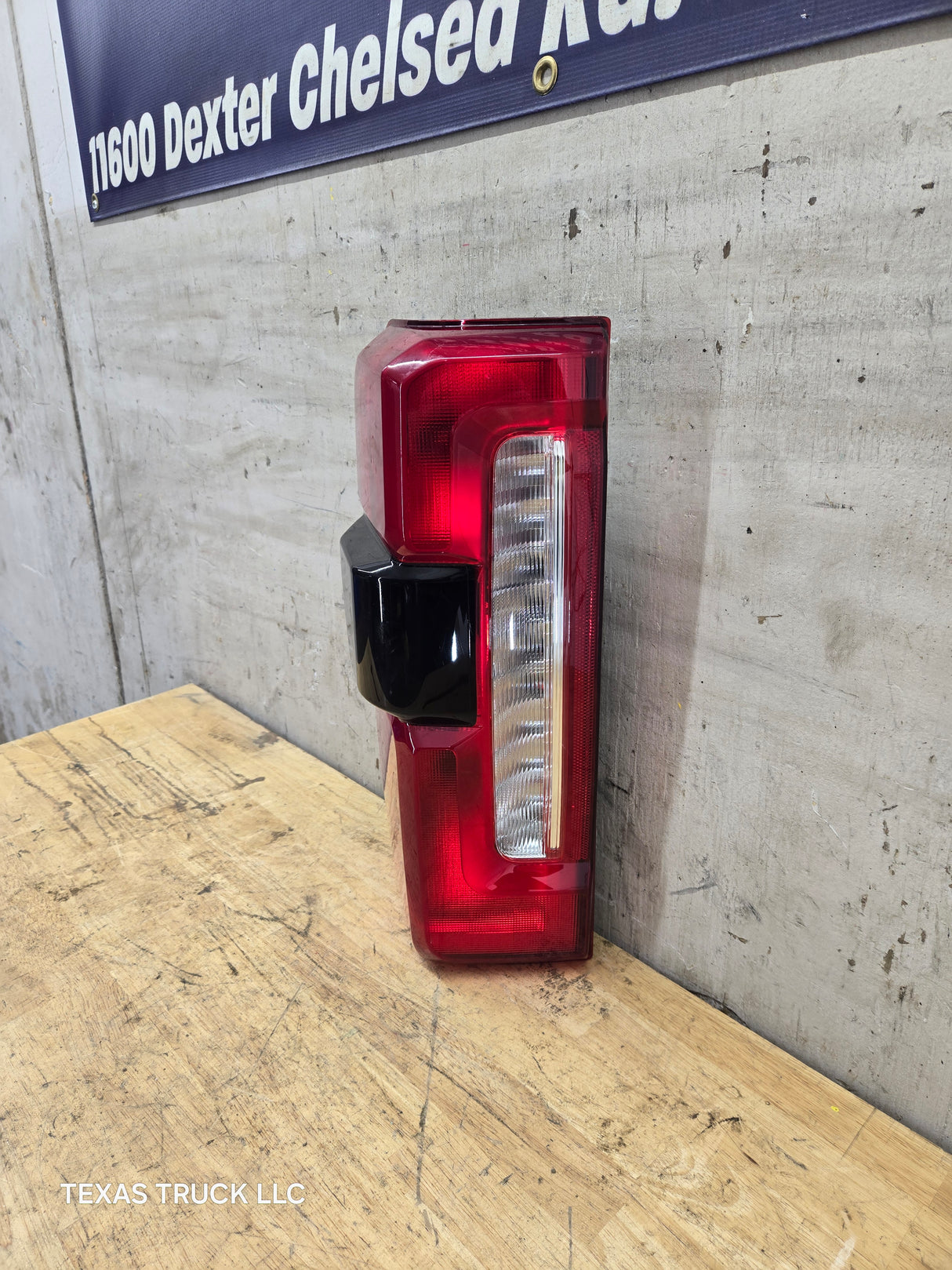 2023-2026 Ford Super Duty Driver Side Tail Light W/Bliss PC3B-13B505-BJ F250 F350 F450