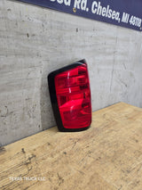 2014-2019 Chevy Silverado Driver Side Halogen Tail Light 84288722