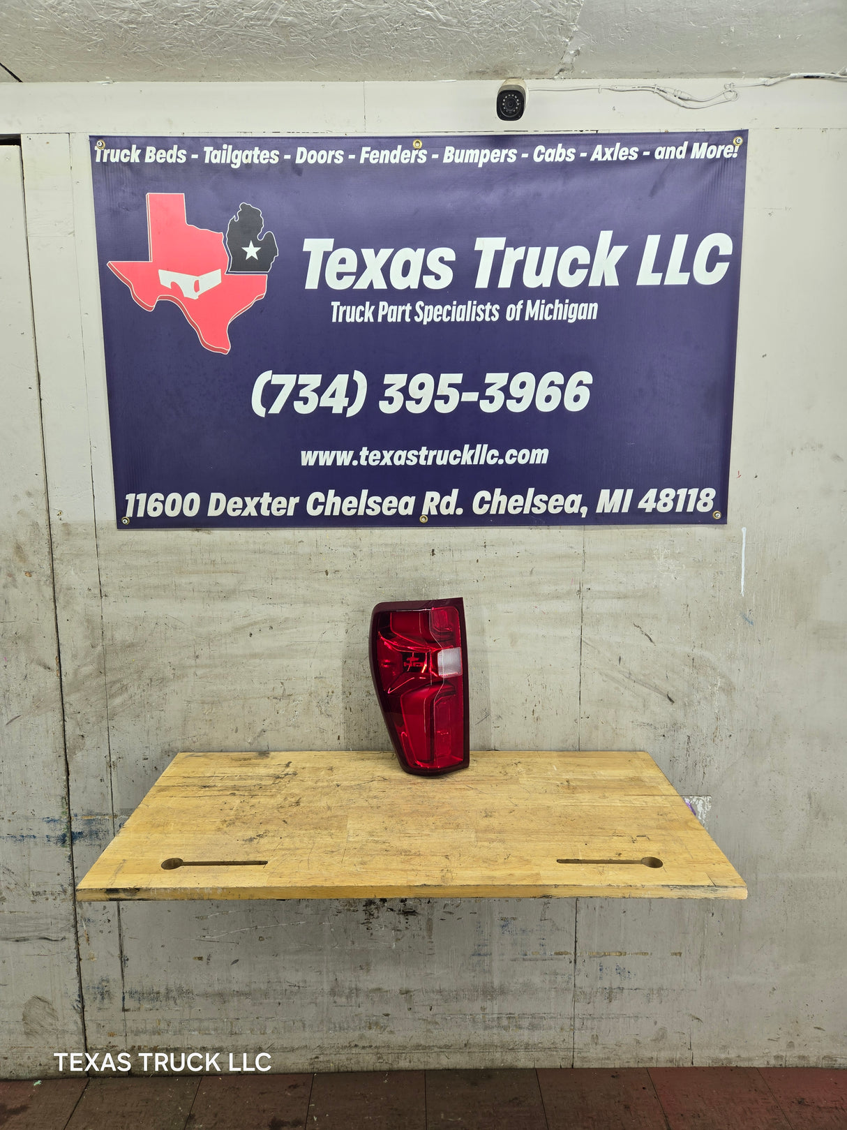 2020-2026 Chevy Silverado 3500HD Dually Driver Side Tail Light 85588321
