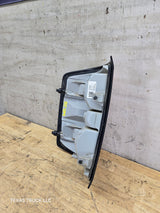 2014-2019 Chevy Silverado Passenger Side Halogen Tail Light 84288723
