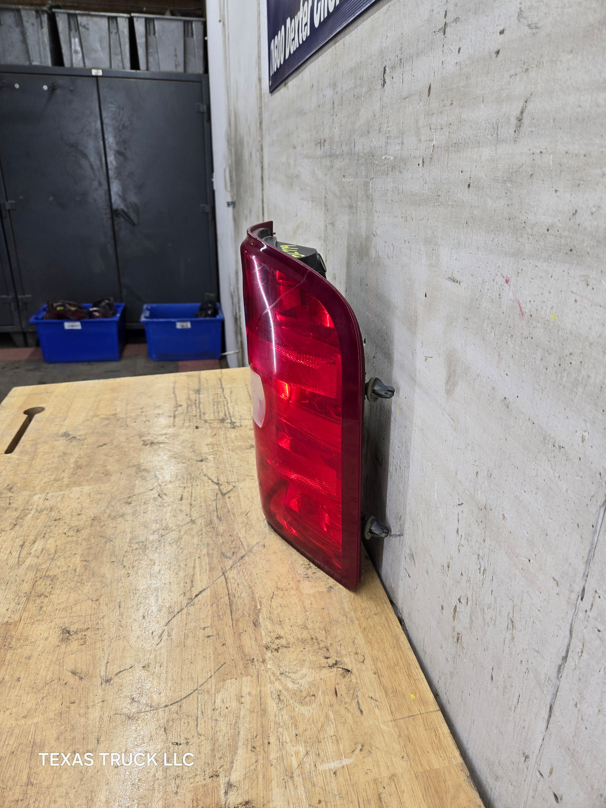 2007-2013 Chevrolet Silverado Passenger Side Tail Light