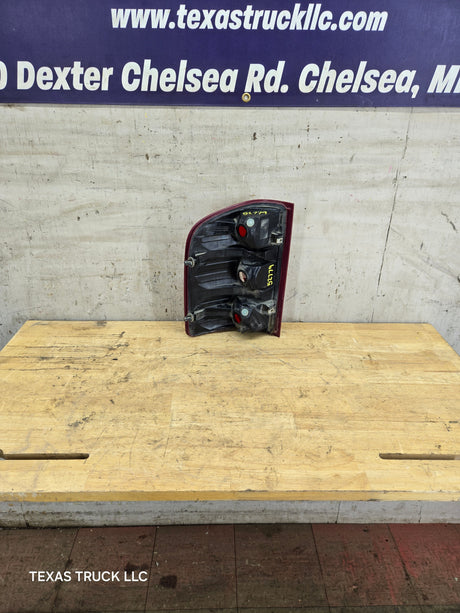 2007-2013 Chevrolet Silverado Passenger Side Tail Light