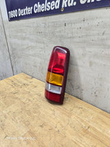 1999–2007 Chevrolet Silverado/GMC Sierra Passenger Side Tail Light