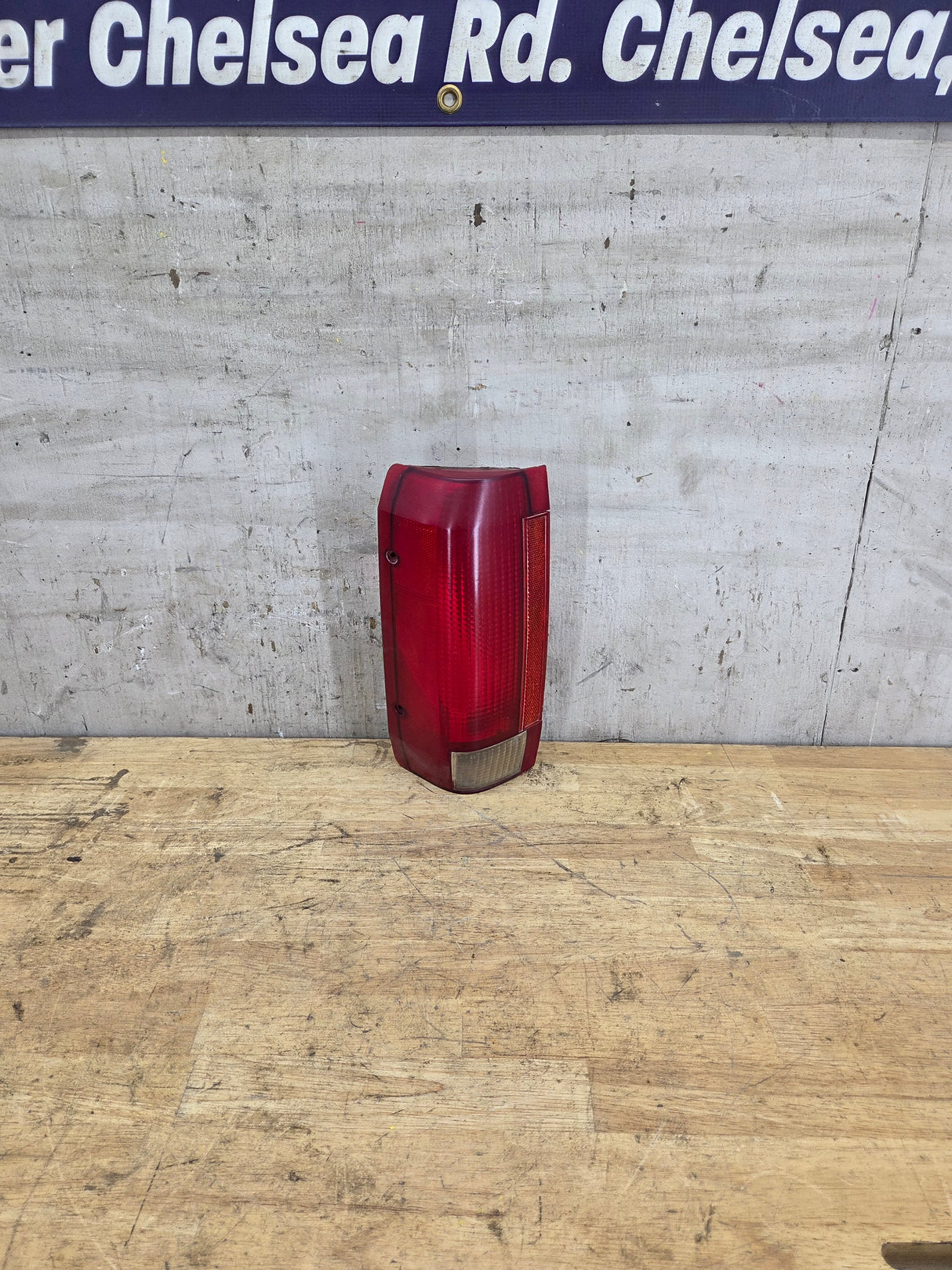 1987-1989 Ford Driver Side Tail Light F150 F250