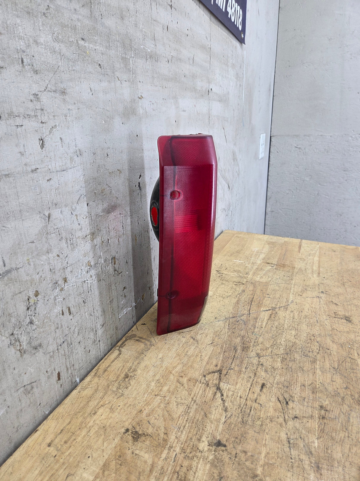 1987-1989 Ford Driver Side Tail Light F150 F250