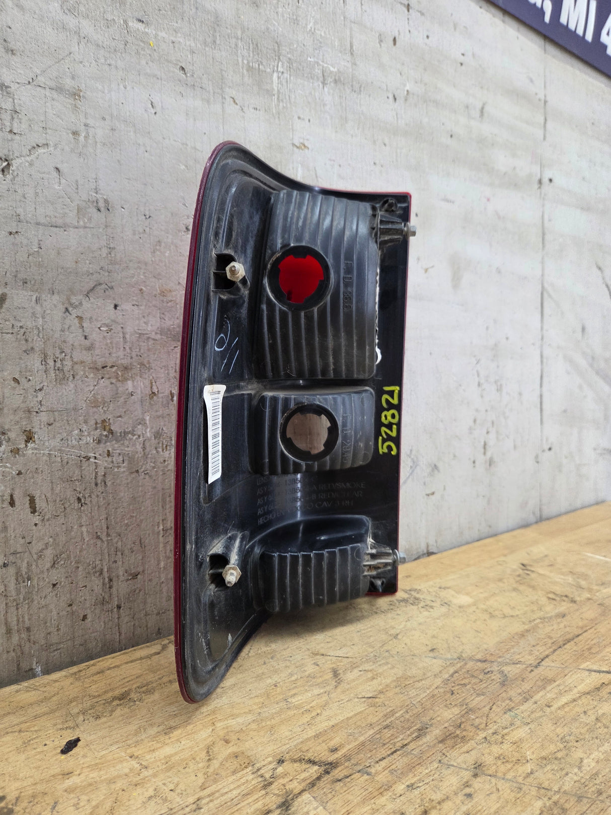 2004-2008 Ford F-150 Passenger Side Tail Light