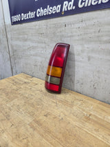 1999–2007 Chevrolet Silverado/GMC Sierra Driver Side Tail Light