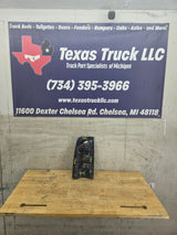 2001–2003 Chevrolet Silverado/GMC 3500 Dually Passenger Side Tail Light