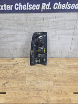 2001–2003 Chevrolet Silverado/GMC 3500 Dually Passenger Side Tail Light