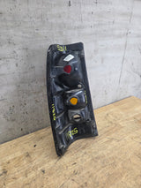2001–2003 Chevrolet Silverado/GMC 3500 Dually Passenger Side Tail Light