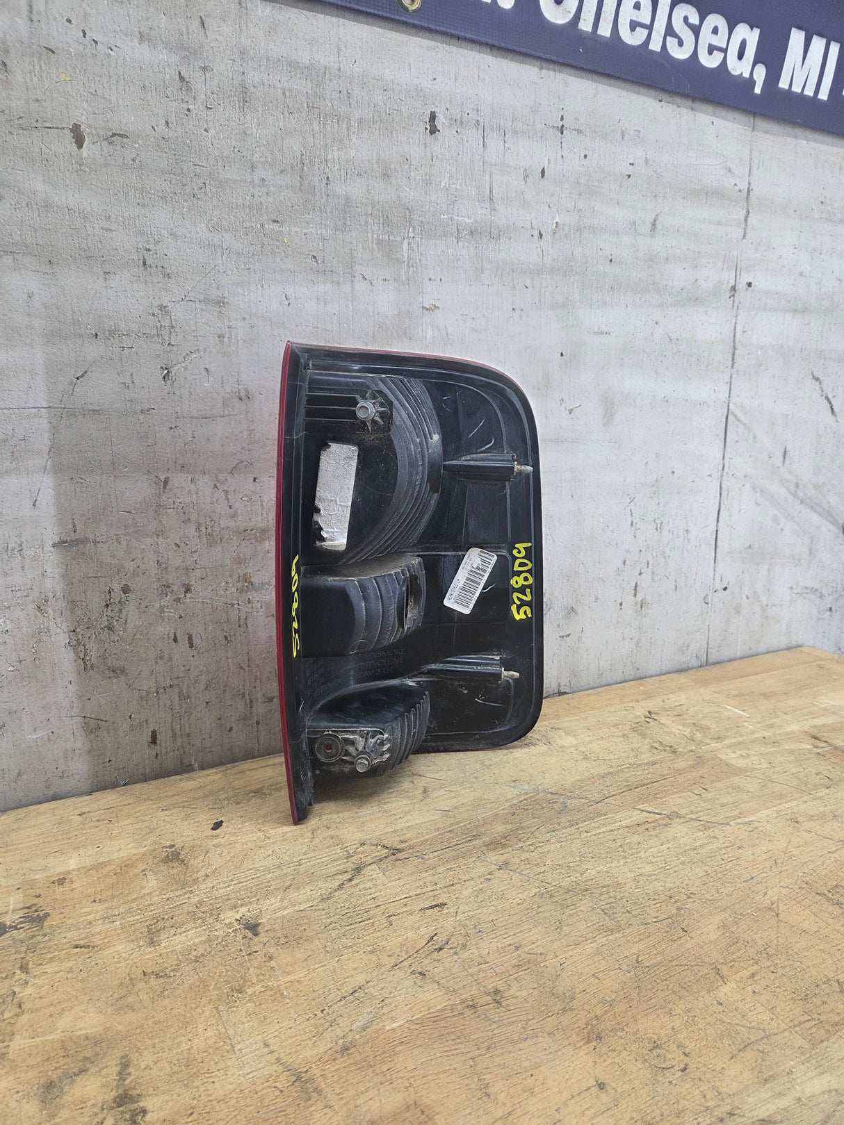 2004-2008 Ford F-150 Driver Side Tail Light