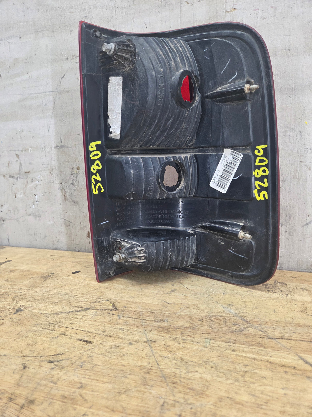 2004-2008 Ford F-150 Driver Side Tail Light