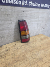 1999–2007 Chevrolet Silverado/GMC Sierra Passenger Side Tail Light